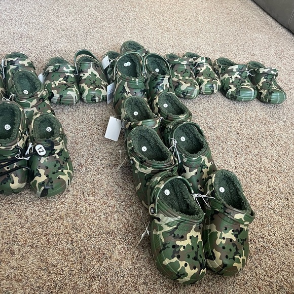 Kids clogs several different sizes available-$9 each - Picture 3 of 3